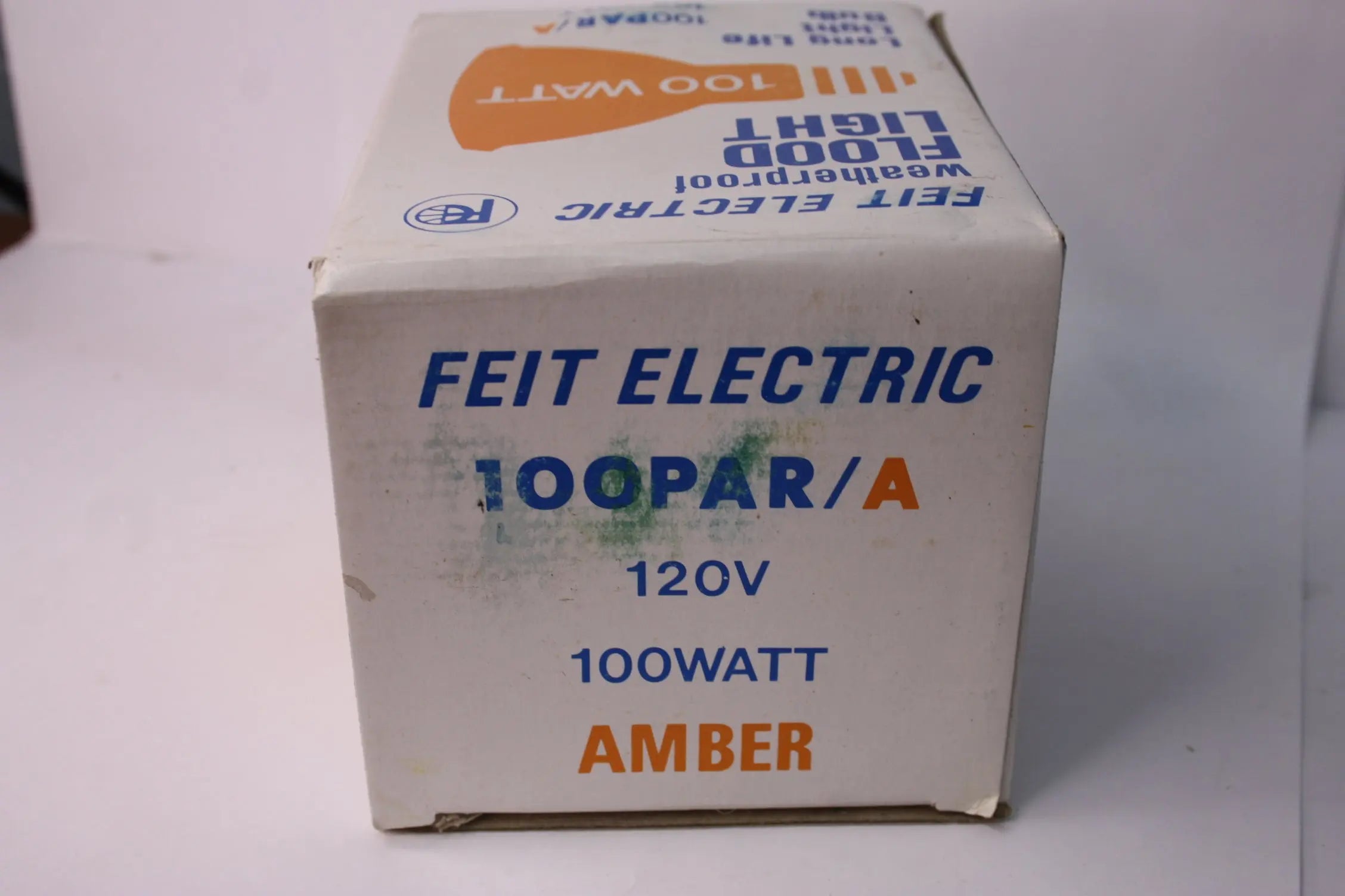 Lot of 4 FEIT ELECTRIC 1OOPAR/A 120V 100WATT AMBER Freedom Finds Bazaar