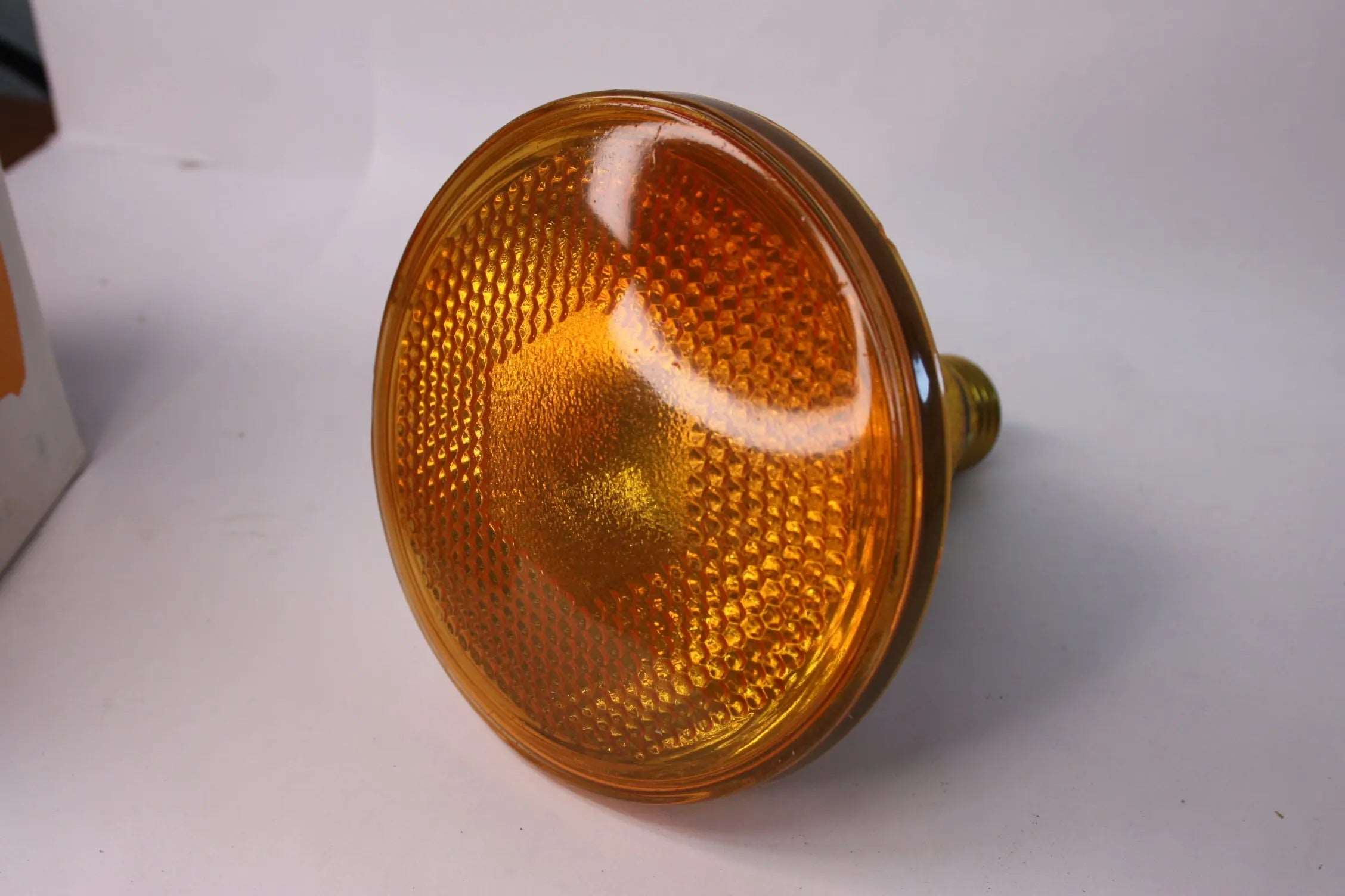 Lot of 4 FEIT ELECTRIC 1OOPAR/A 120V 100WATT AMBER Freedom Finds Bazaar
